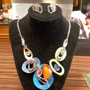 Costume beautiful necklace and pierced earrings